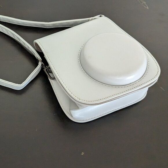 Fujifilm Instax Mini 11 Camera Case w/ Adjustable Strap - Light Blue - Picture 1 of 6